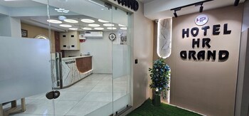 Hotel Hr Grand,,3 star