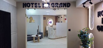 Hotel Hr Grand,,3 star