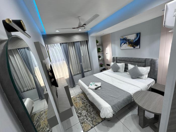 hotel hr grand