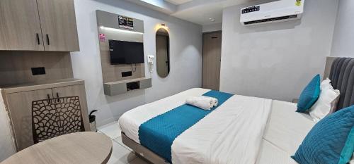 hotel hr grand