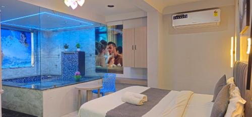 hotel hr grand