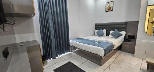 hotel hr town