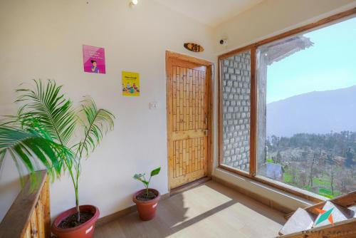 zostel homes khajjiar