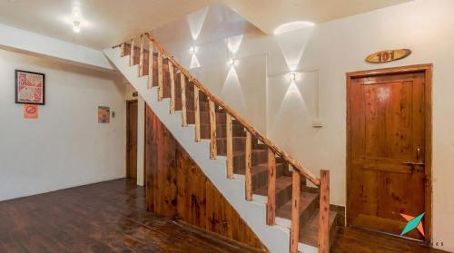 zostel homes khajjiar