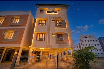 via yazhini hospitality services