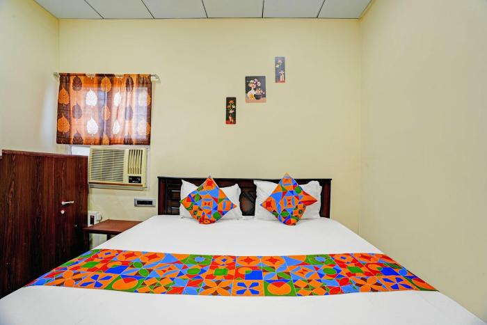 via yazhini hospitality services