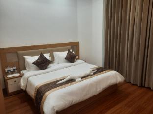 Narayana Residency,,3 star