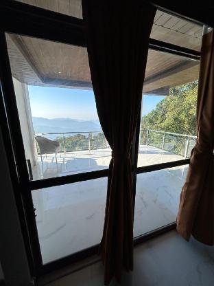 longitude homestay