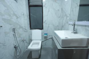 longitude homestay