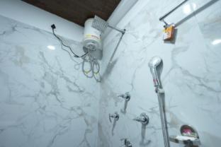 longitude homestay