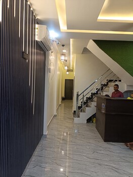 gita raman palace