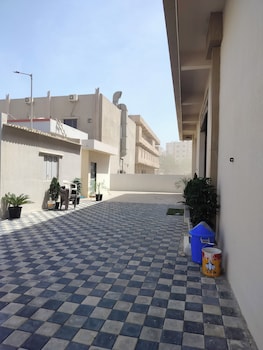 Hotel Shahi Palace,,3 star