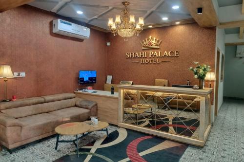 hotel shahi palace
