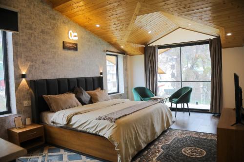 Hogs Panorama - Manali,,4 star