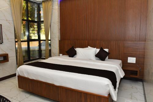vasantham residency