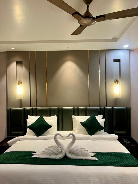 hotel mango groves
