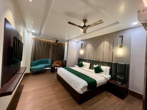 hotel mango groves