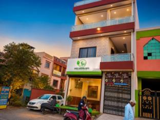 shree krishna hotel
