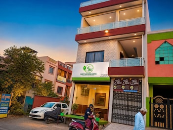 shree krishna hotel
