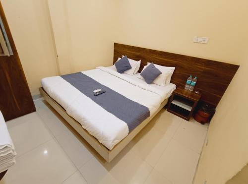 shree krishna hotel