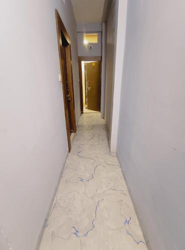 shree krishna hotel