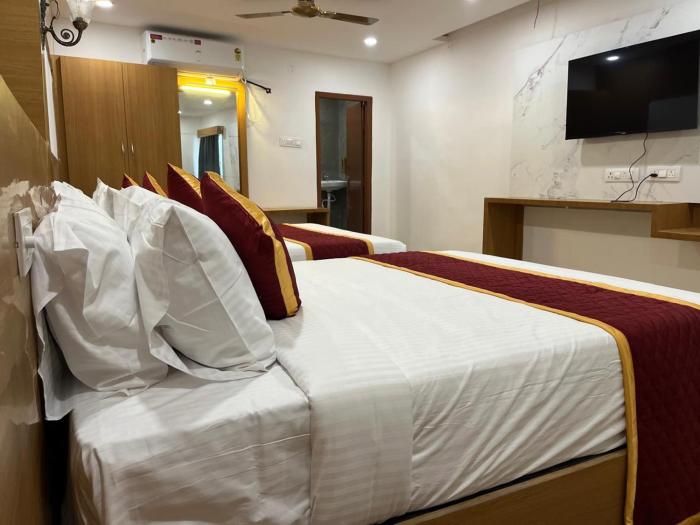sriveda premium hotel