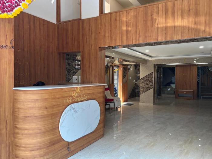 sriveda premium hotel