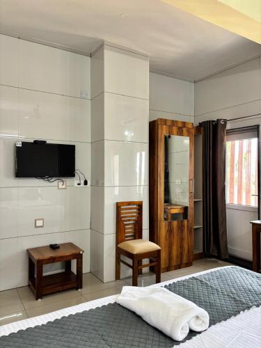 Nest Inn,,2 star