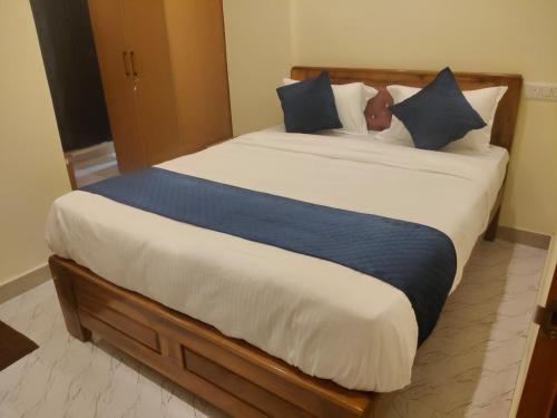 sb royal inn