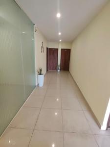 Sb Royal Inn,,2 star