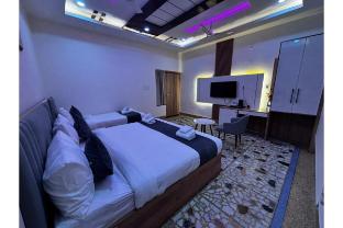 rrr hotel