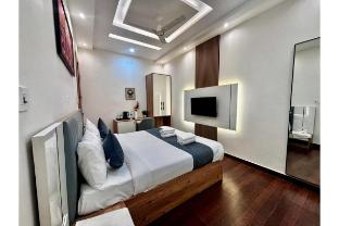 rrr hotel