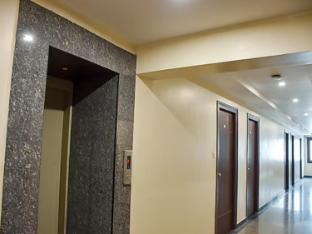 hotel sabareesh plaza madurai tamil nadu