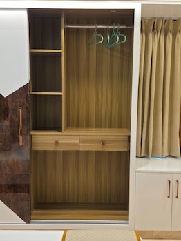Kalpavrikshaa A Luxury Homestay,,2 star