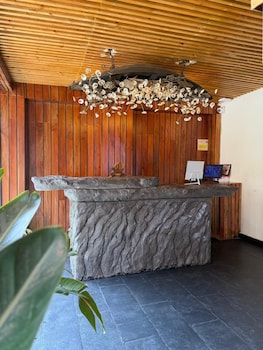Evri Hotels & Resorts,,4 star