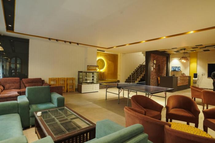 hotel weekend heights