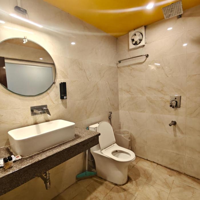 hotel weekend heights