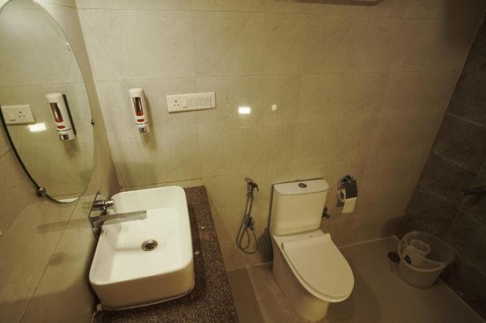 hotel weekend heights