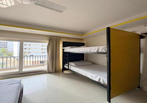 hotel weekend heights