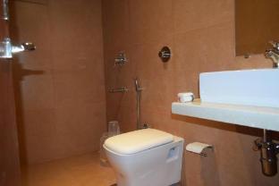 hotel aflon midc andheri east