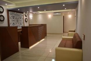 hotel aflon midc andheri east