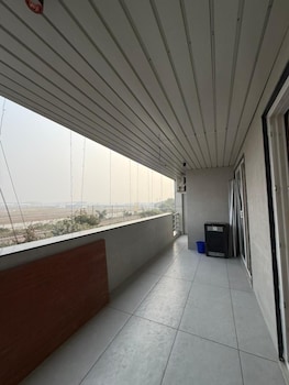 stella homestay yashobhoomi with rooftop