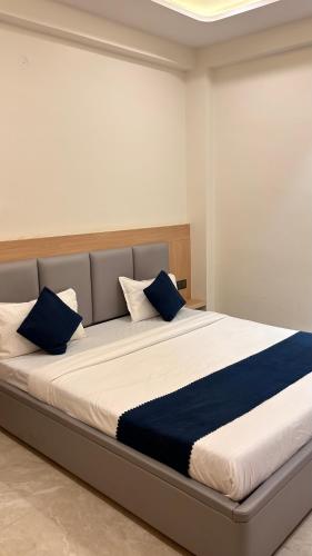 kailas residency