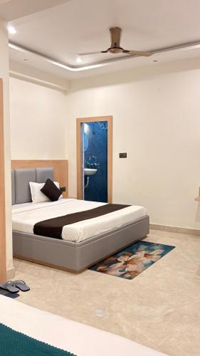 kailas residency