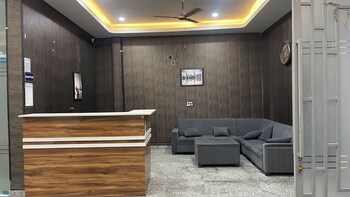 Hotel Sangree,,2 star