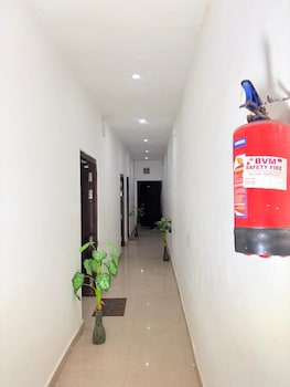 hotel saksham palace