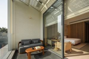 yeelen resort