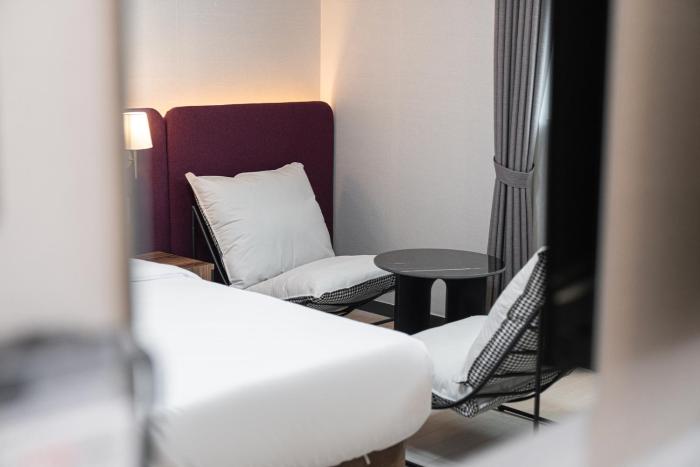 gunsan hound hotel