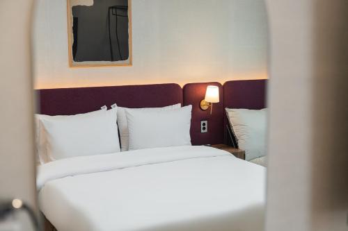 gunsan hound hotel
