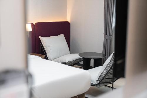 gunsan hound hotel